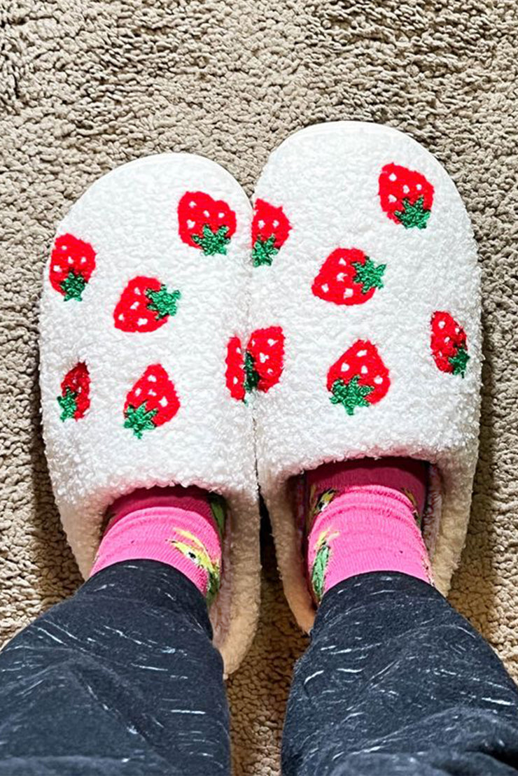 Bright White Cute Fuzzy Strawberry Pattern Winter Slippers