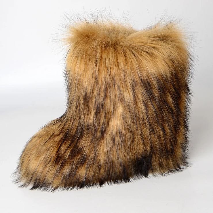 Women's Winter Snow Boots - Outdoor Luxury with Faux Fox Fur, Plush Warmth, and Fashionable Platform Design