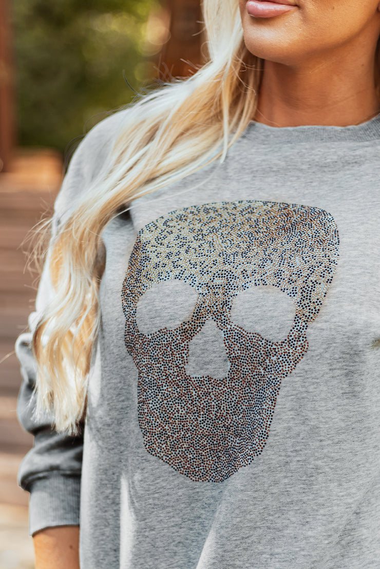 Light Grey Rhinestone Skull Graphic Drop Shoulder Sweatshirt