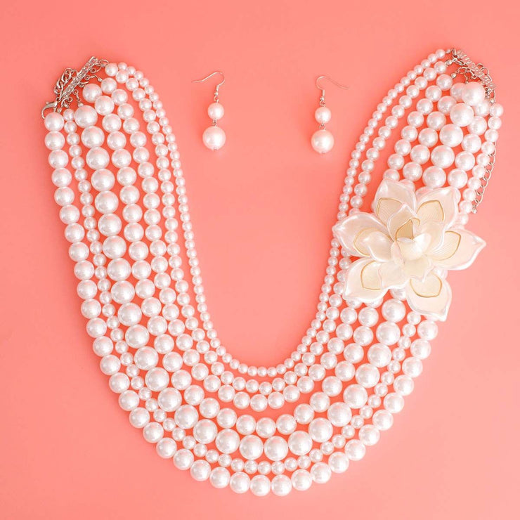 White Pearl Flower Necklace