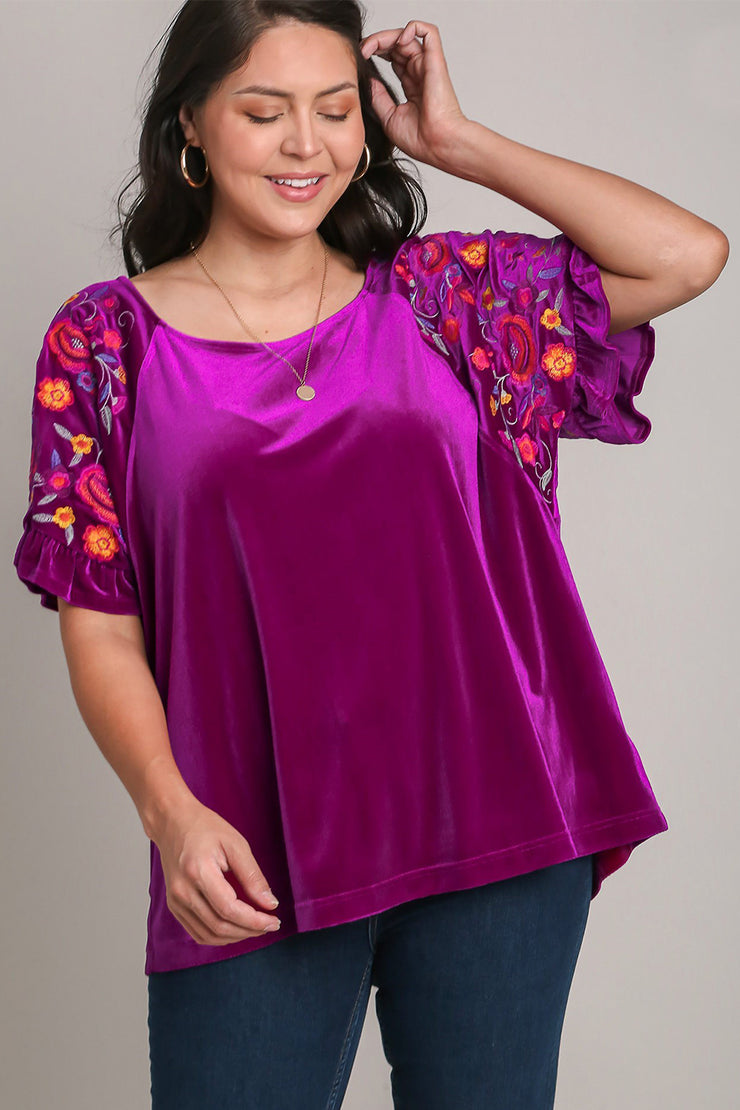 Umgee Full Size Velvet Embroidery Short Sleeve Blouse