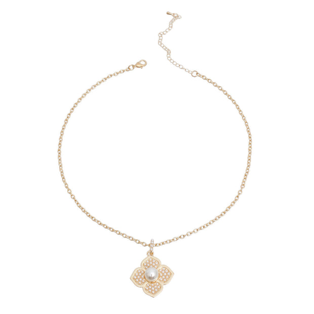 Pearlescent Blooms: Flower Necklace