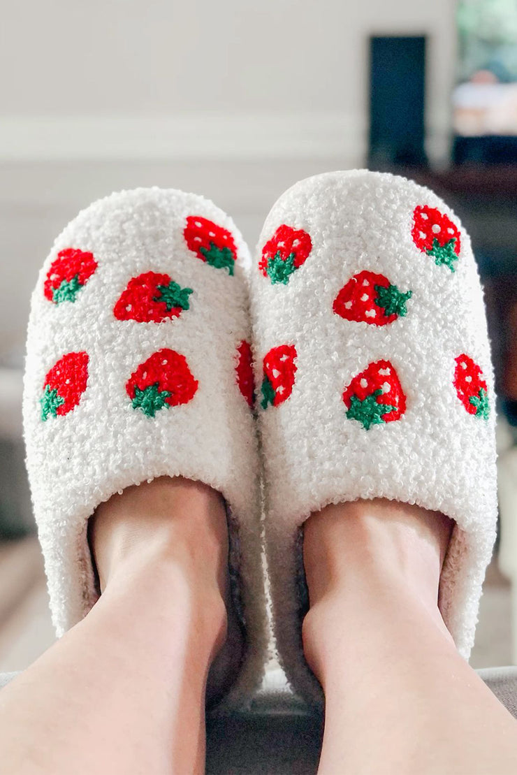 Bright White Cute Fuzzy Strawberry Pattern Winter Slippers