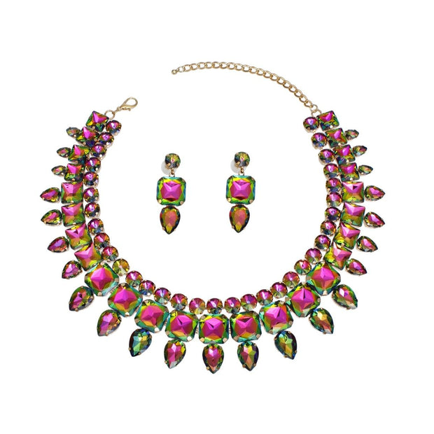 Collar Pink Green Red Carpet Ready Crystal Set