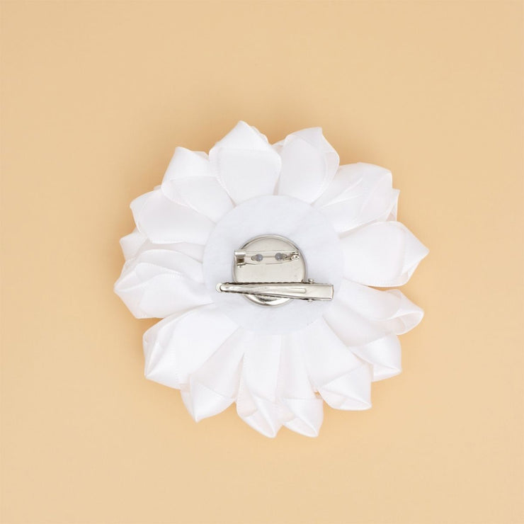 Brooch White Flower Pearl Clip and Pin for Women