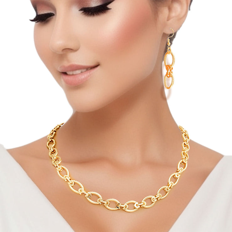 Twisted Oval Gold Metal Chain Set